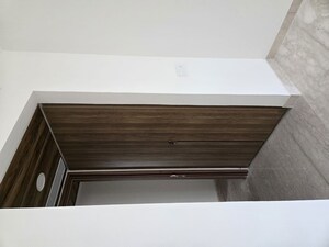 Furnished Amenities in 3 BHK Apartment at Ambience Creacions, Sector 22 – for Rent