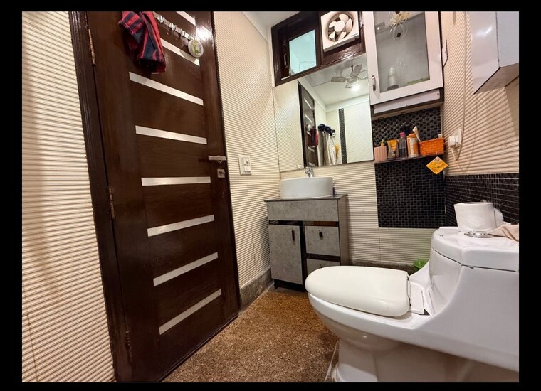 Team Area, chittaranjan park 3 Bedroom 1100 Sq.Ft. Builder Floor In Chittaranjan Park Delhi 10248215