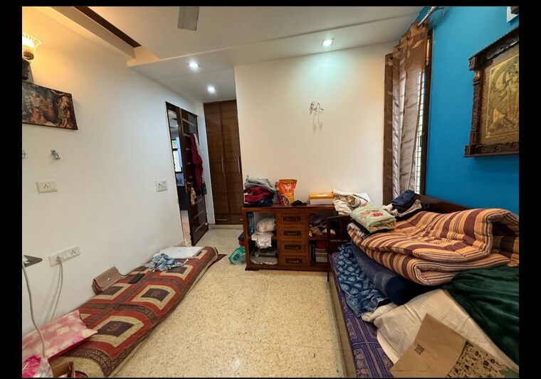 Living Room, chittaranjan park 3 Bedroom 1100 Sq.Ft. Builder Floor In Chittaranjan Park Delhi 10248215