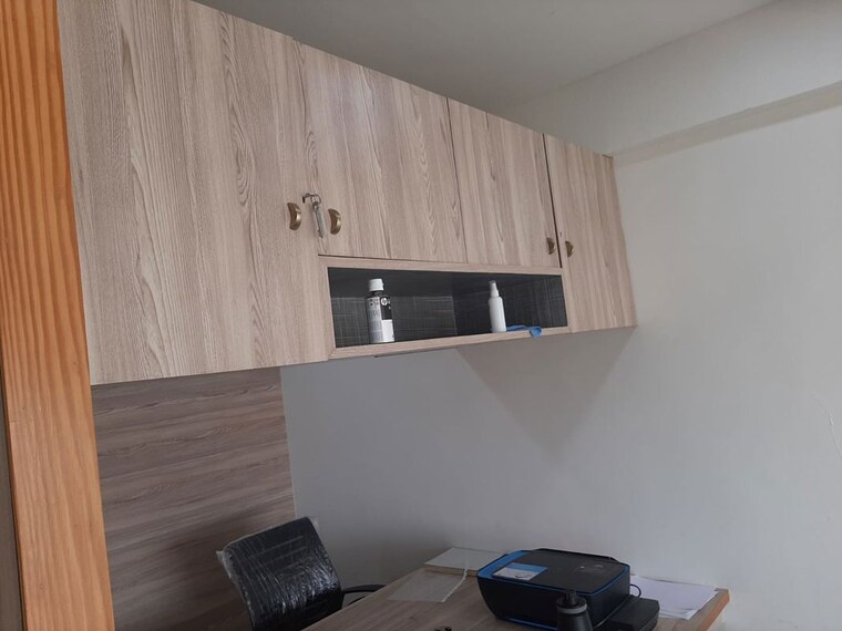 Team Area, satellite Commercial Office Space 710 Sq.Ft. In Satellite Ahmedabad 10248290