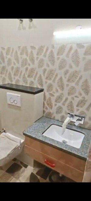 Team Area in 3 BHK Builder Floor at Shouryapuram, Lal Kuan – for Sale