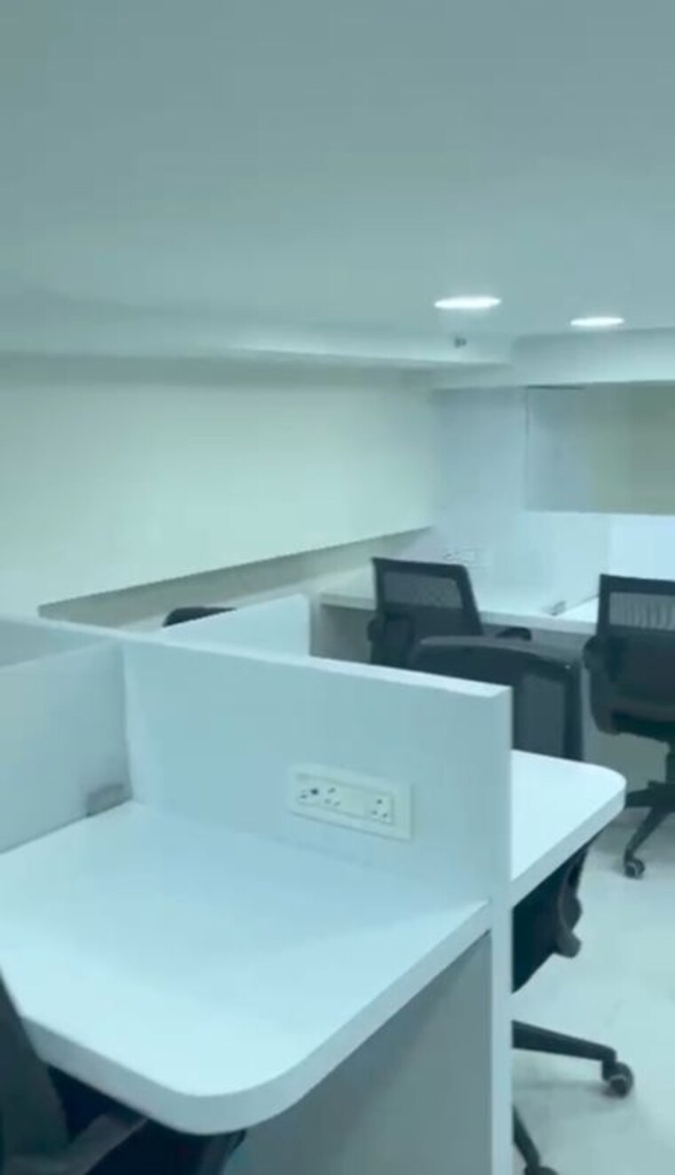 Team Area, mira nagar Commercial Office Space 1300 Sq.Ft. In Mira Nagar Mumbai 10221658