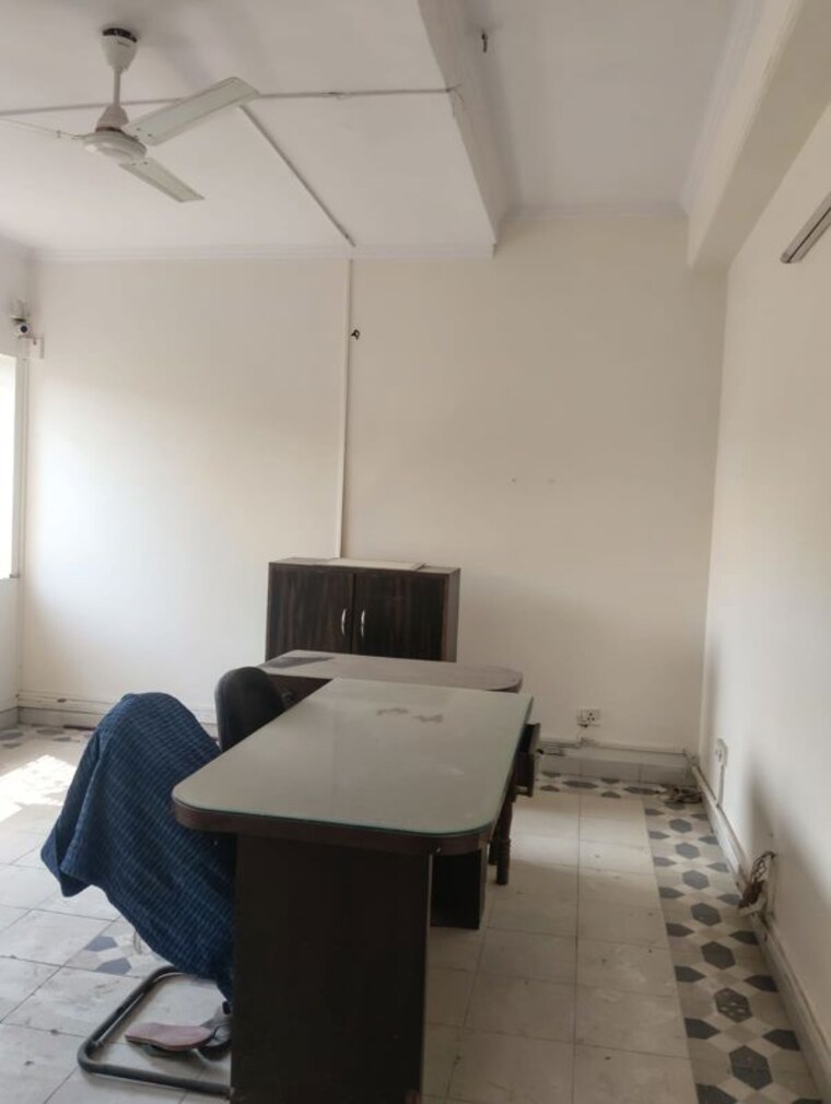 Team Area, naraina industrial area phase 1 Commercial Office Space 1500 Sq.Ft. In Naraina Industrial Area Phase 1 Delhi 10248315