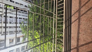 Balcony in 1.5 BHK Apartment at Kachnar CHS Vasant Vihar, Vasant Vihar – for Sale