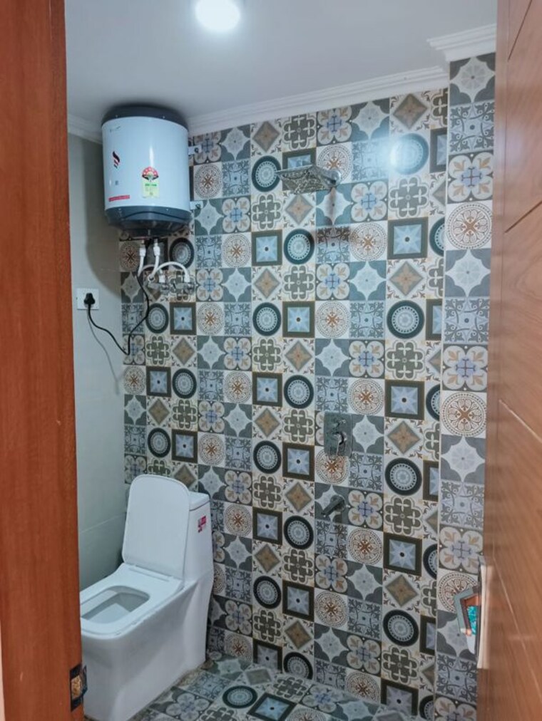 Bathroom, panchsheel vihar 3 Bedroom 1100 Sq.Ft. Apartment In Panchsheel Vihar Delhi 10248573