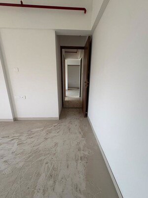 Room in 2 BHK Apartment at Agastya Signature, Vikhroli East – for Rent