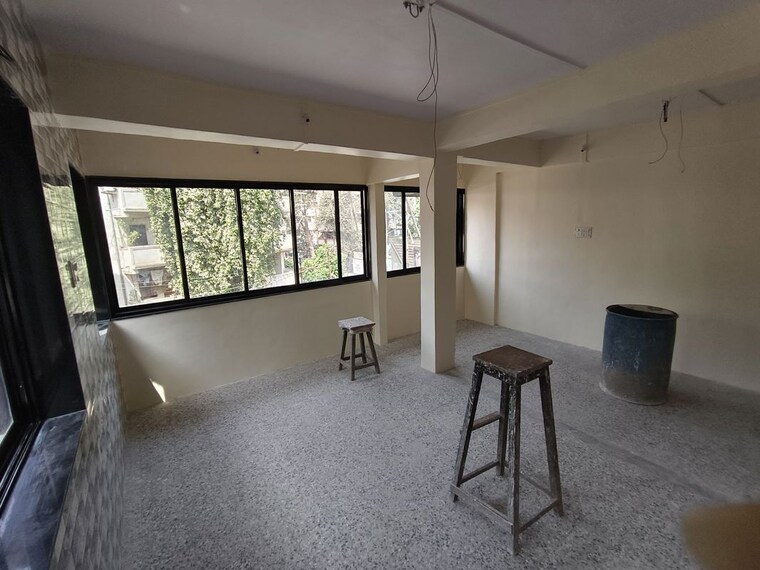  Parking, dombivli east Commercial Office Space 650 Sq.Ft. In Dombivli East Thane 10247646