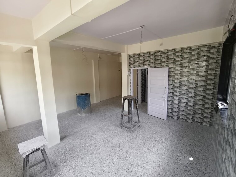  Parking, dombivli east Commercial Office Space 650 Sq.Ft. In Dombivli East Thane 10247646