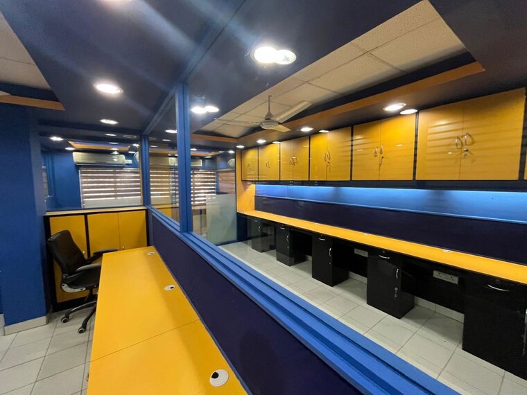 Balcony, naraina industrial area phase 1 Commercial Office Space 1400 Sq.Ft. In Naraina Industrial Area Phase 1 Delhi 10248669