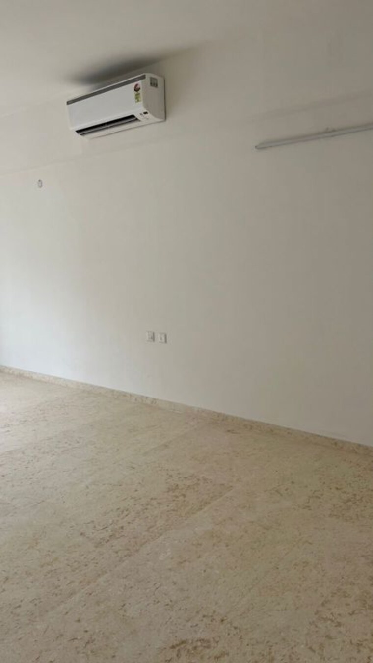 Room, dlf-gardencity-enclave 3 Bedroom 1745 Sq.Ft. Apartment In Sector 93 Gurgaon 10248682