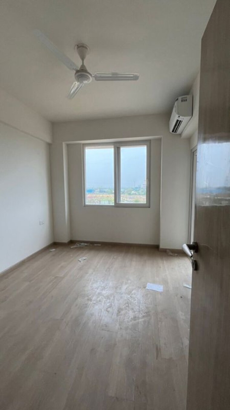 Room, dlf-gardencity-enclave 3 Bedroom 1745 Sq.Ft. Apartment In Sector 93 Gurgaon 10248682