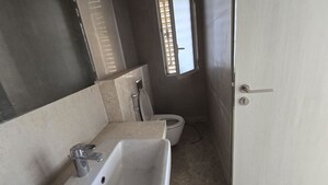 Bathroom in 3 BHK Apartment at Indiabulls Sky Forest, Lower Parel – for Sale