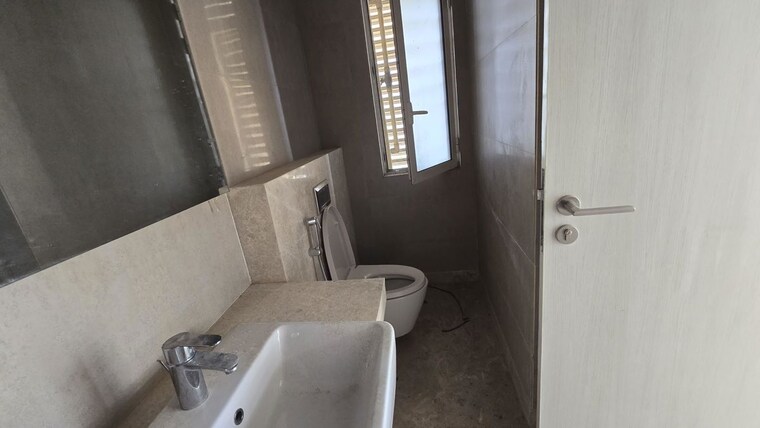 Bathroom, indiabulls-sky-forest 3 Bedroom 1780 Sq.Ft. Apartment In Lower Parel Mumbai 10248697