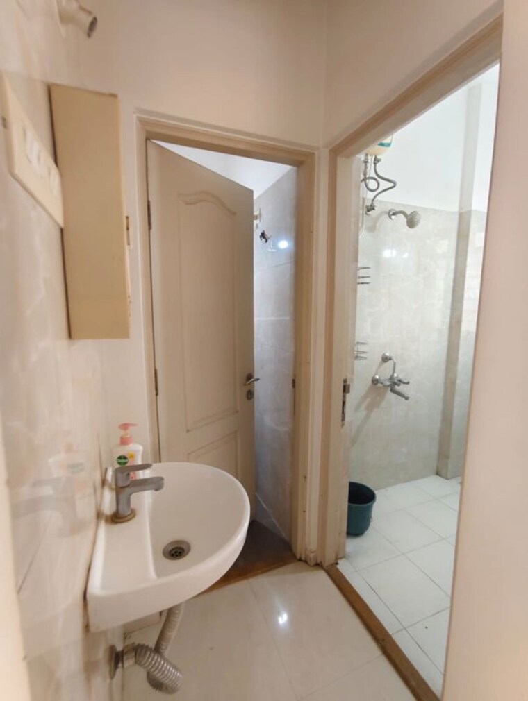 Bathroom, puranik-hometown 1 Bedroom 450 Sq.Ft. Apartment In Ghodbunder Road Thane 10248821