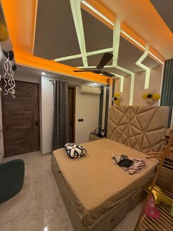 3 BHK Builder Floor For Rent in Saket