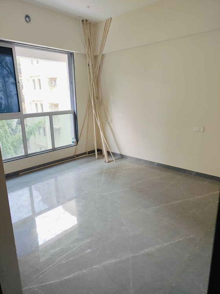 Room, malad west 2 Bedroom 665 Sq.Ft. Apartment In Malad West Mumbai 10248824