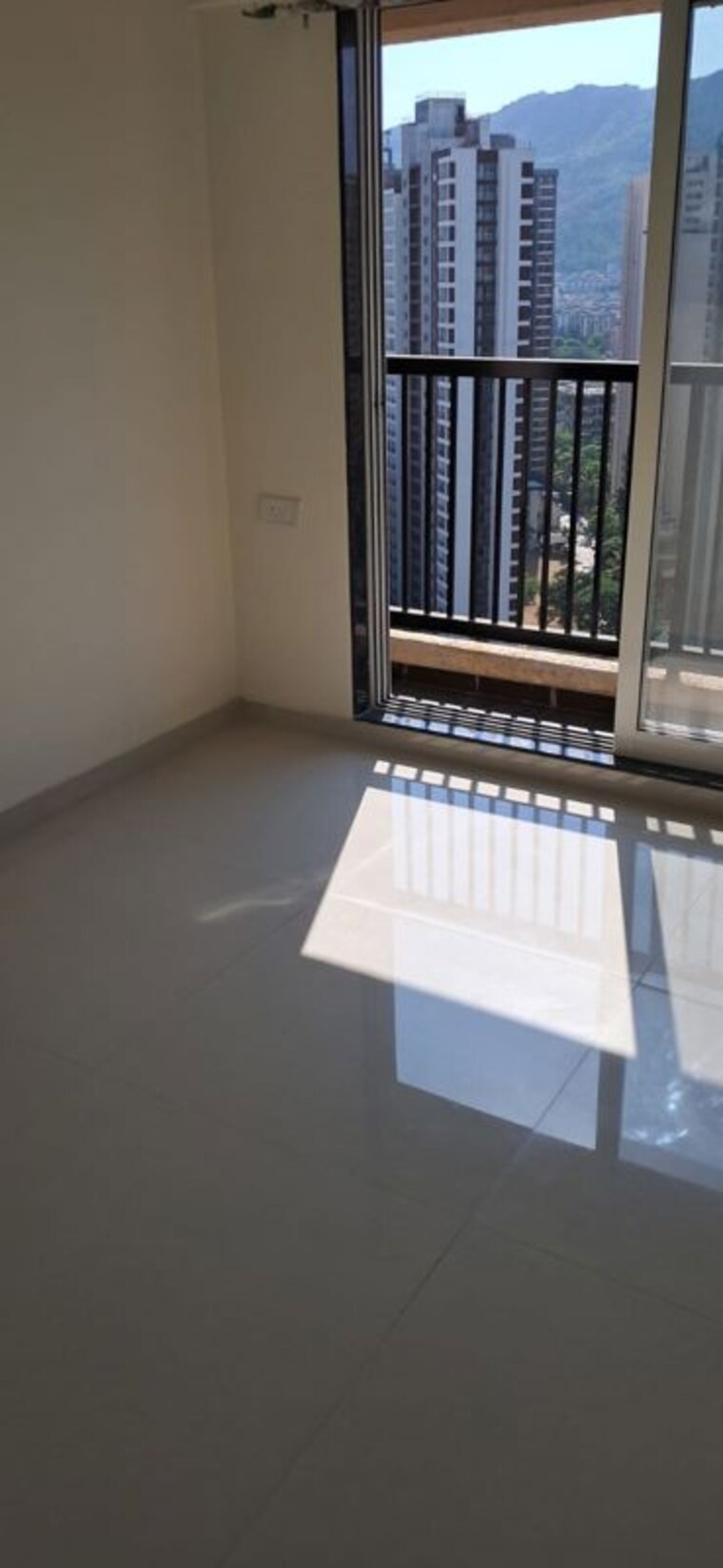 Balcony, raunak-residency-thane 1 Bedroom 400 Sq.Ft. Apartment In Pokhran Road No One Thane 10248911