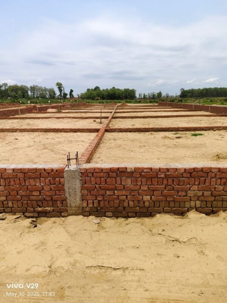 undefined, sgm nagar  95 Sq.Yd. Plot In Sgm Nagar Faridabad 10248885