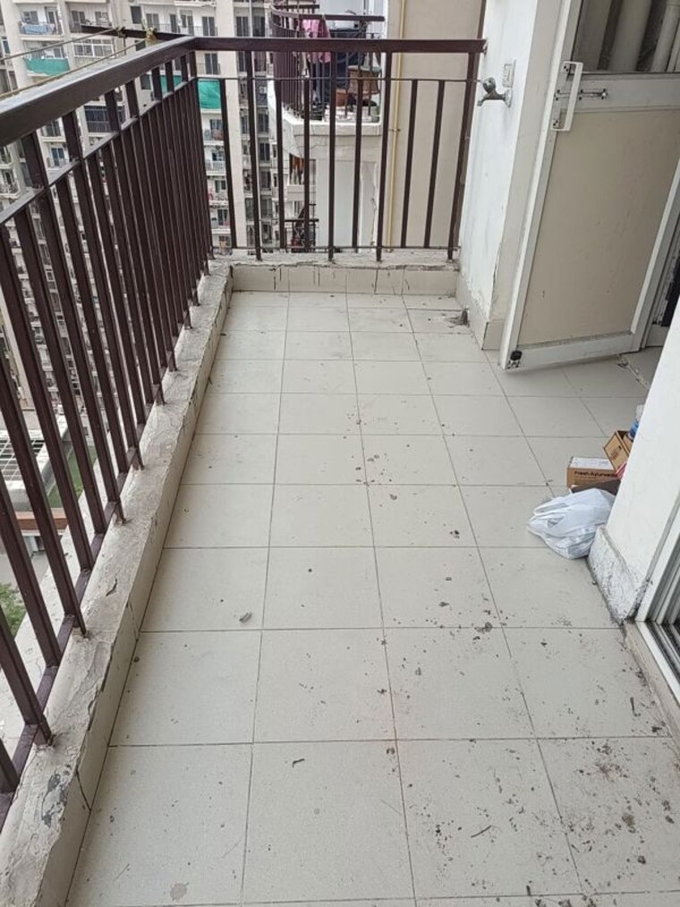 Balcony, aims-golf-avenue-ii 2 Bedroom 930 Sq.Ft. Apartment In Sector 75 Noida 10248949