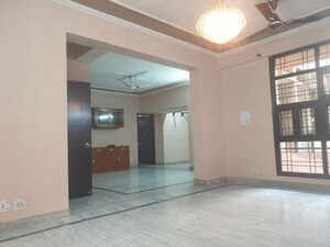 4 BHK Apartment For Rent in Vastu Apartments, Sector 55