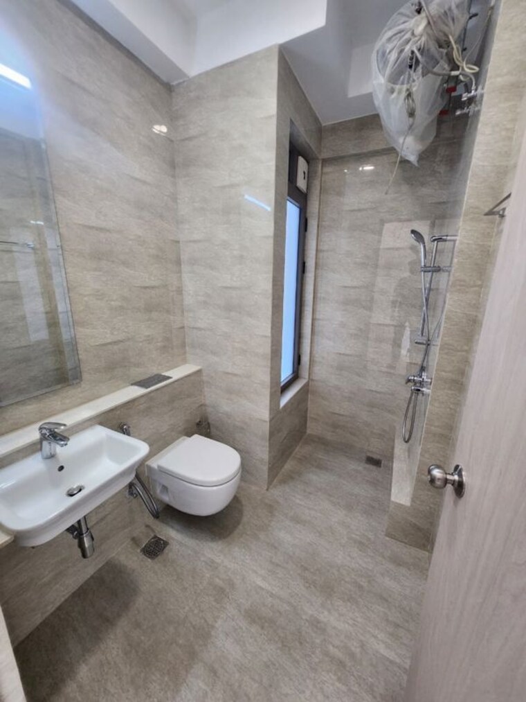Bathroom, adani-ten-bkc 4 Bedroom 2600 Sq.Ft. Apartment In Bandra East Mumbai 10247573