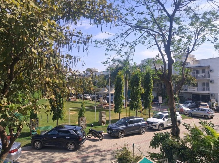 Exterior View, m2k-the-white-house 3 Bedroom 1720 Sq.Ft. Apartment In Sector 57 Gurgaon 10248977