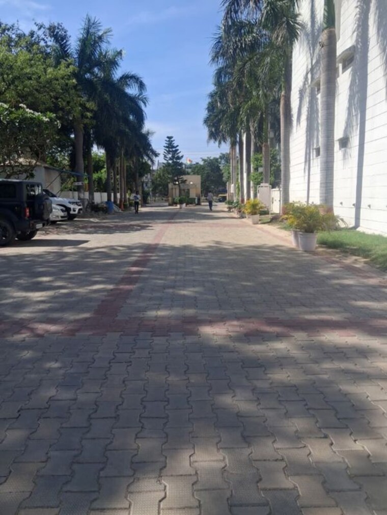  Parking, m2k-the-white-house 3 Bedroom 1720 Sq.Ft. Apartment In Sector 57 Gurgaon 10248977