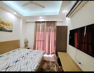 Bedroom in 1 BHK Builder Floor at Saket – for Rent