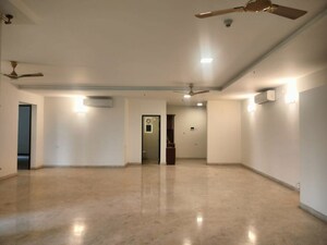 Room in 4 BHK Apartment at Brigade Exotica, Old Madras Road – for Sale