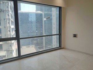 Room in 4 BHK Apartment at Raheja Imperia, Worli – for Sale