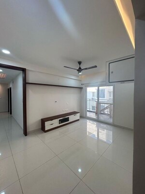 Room in 3 BHK Apartment at GHR Titania, Kondapur – for Rent