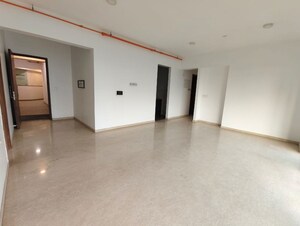 Room in 3 BHK Apartment at Kalpataru Immensa B, Kolshet Road – for Rent