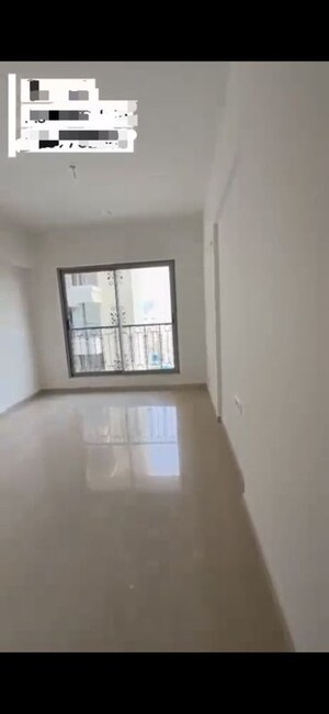 Room in 2.5 BHK Apartment at Lodha Bellagio, Powai – for Sale