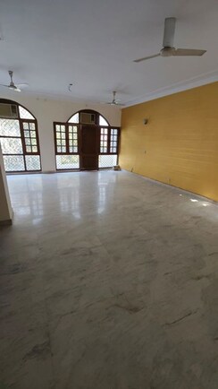 4 BHK + Servant Room Apartment For Rent in Gulmohar Park