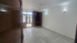 Room in 3 BHK Apartment at Sarvodaya Enclave – for Rent