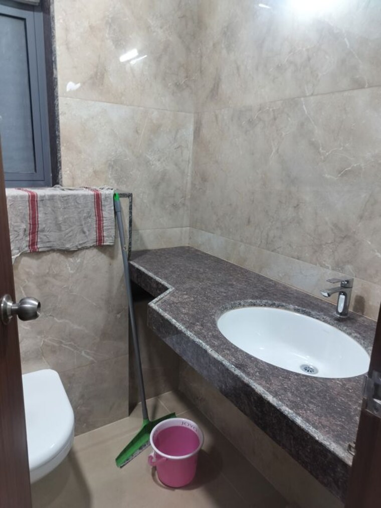 Bathroom, amanora-elivate-tower 2 Bedroom 863 Sq.Ft. Apartment In Hadapsar Pune 10249158