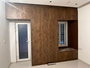 Room in 2 BHK Apartment at Aakriti Miro, Nallagandla – for Rent