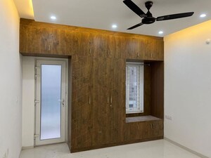 Room in 2 BHK Apartment at Aakriti Miro, Nallagandla – for Rent
