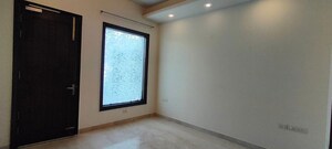 Room in 3 BHK Builder Floor at Green Wood City, Sector 45 – for Rent