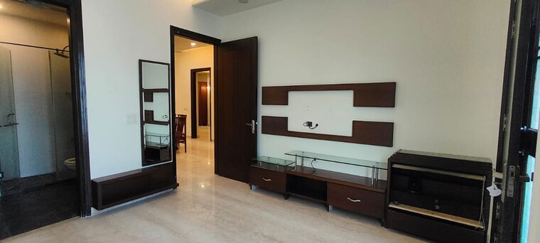 Room, green-wood-city 3 Bedroom 3000 Sq.Ft. Builder Floor In Sector 45 Gurgaon 10249168