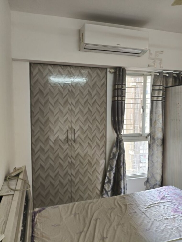 Bathroom, lodha-amara 2 Bedroom 672 Sq.Ft. Apartment In Kolshet Road Thane 10249189