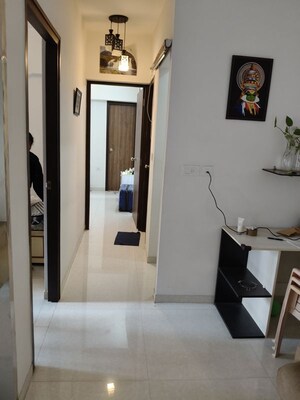 Furnished Amenities in 2 BHK Apartment at Lodha Amara, Kolshet Road – for Rent