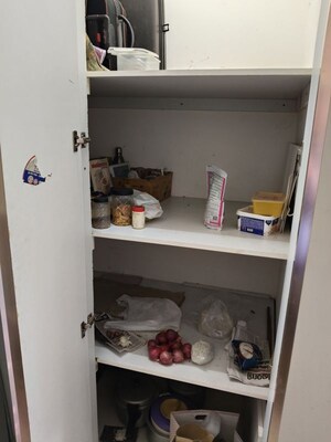 Furnished Amenities in 2 BHK Apartment at Lodha Amara, Kolshet Road – for Rent