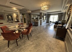 5 BHK Apartment For Rent in Kanakia Paris
