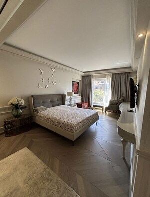 Bedroom in 5 BHK Apartment at Kanakia Paris, Bandra East – for Rent