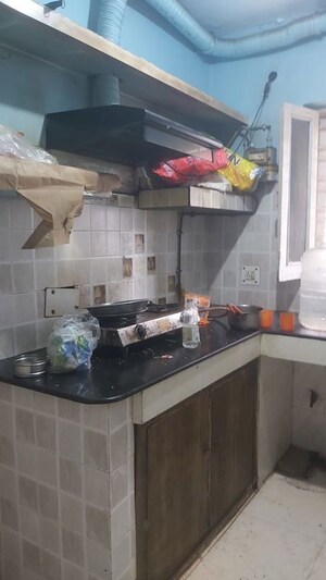 Kitchen in 1.5 BHK Apartment at Mayur Vihar – for Rent