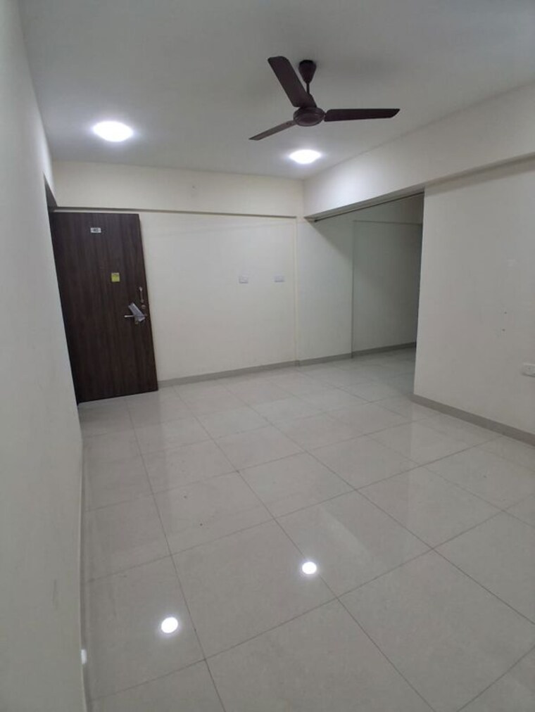 Room, pestom-sagar-colony 2 Bedroom 680 Sq.Ft. Apartment In Chembur Mumbai 10249222