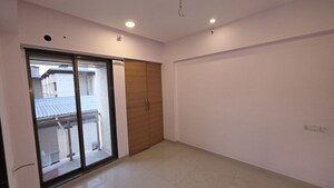 Room in 1 BHK Apartment at JVM Spaces Srushti Vihar, Vasant Vihar – for Rent