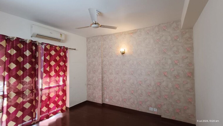 Room, bptp-discovery-park 3 Bedroom 1800 Sq.Ft. Apartment In Sector 80 Faridabad 10249242