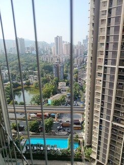 2 BHK Apartment For Rent in Kalpataru Paramount
